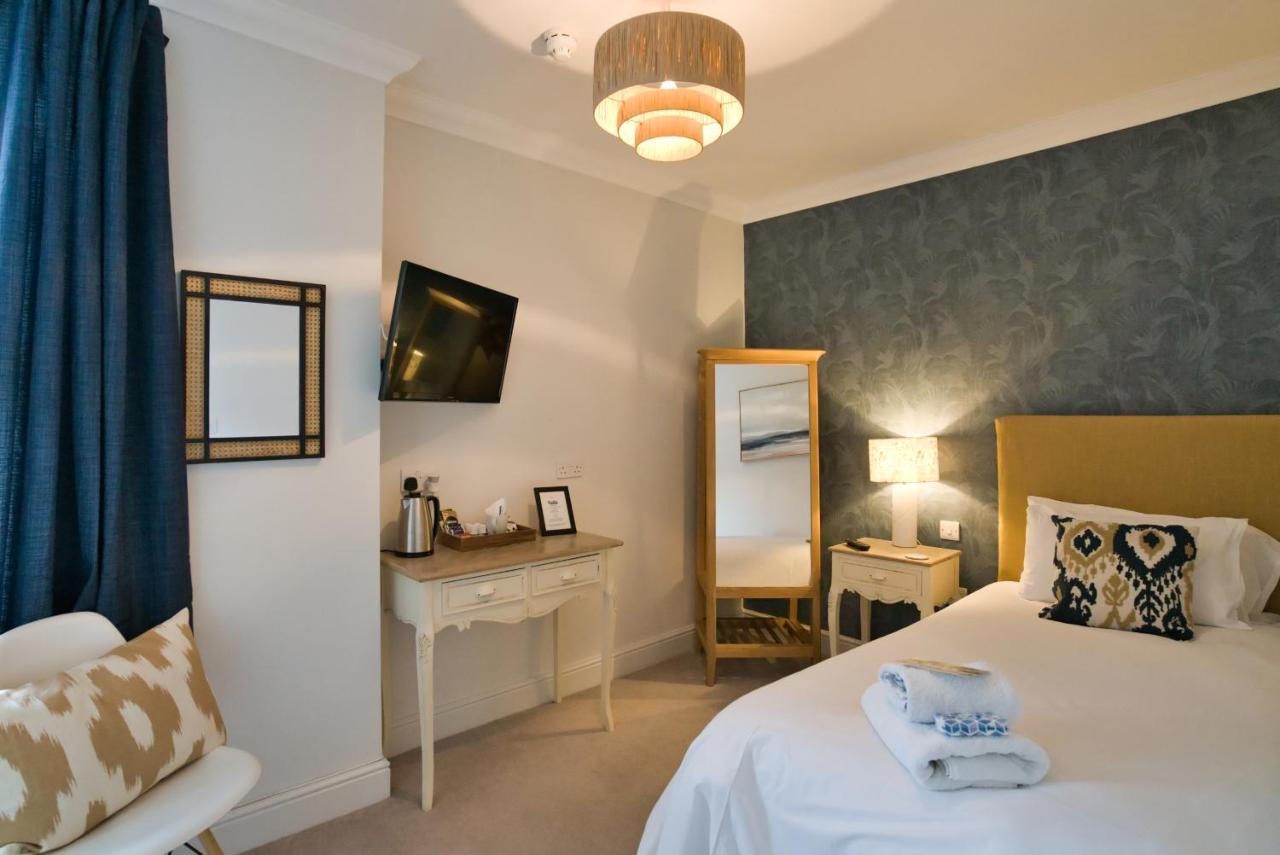 Beaches Guest House Southend-on-Sea Bagian luar foto